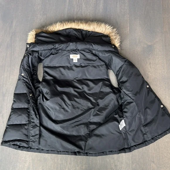 Talbots Hooded Vest with 80% Goose Down Filling 20%Feather Exclusive of Trim. - Picture 5 of 8